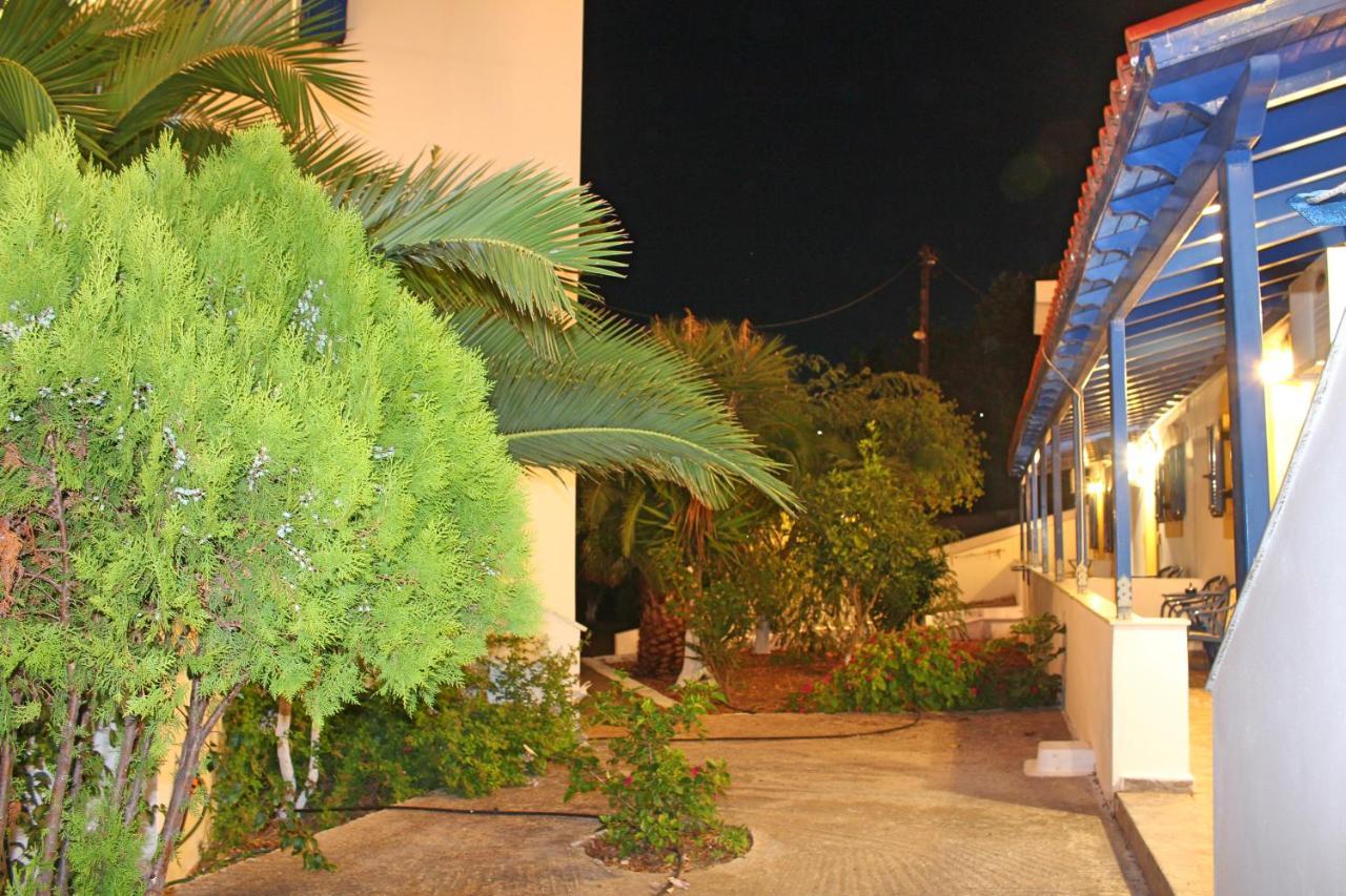 Theofilos Appartements Livadi  Exteriér fotografie