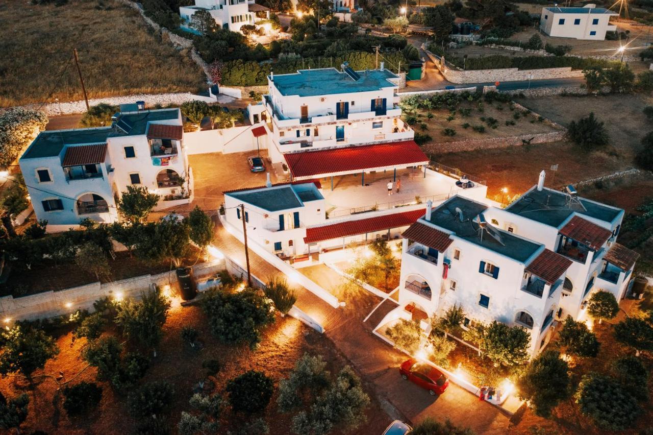 Theofilos Appartements Livadi  Exteriér fotografie