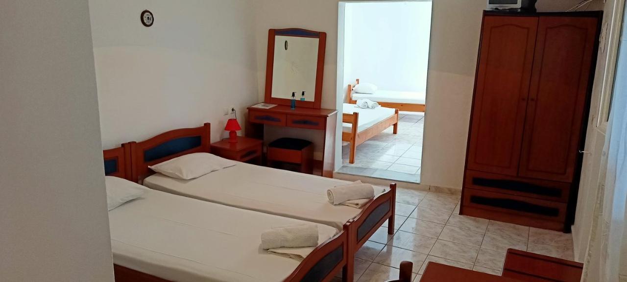 Theofilos Appartements Livadi  Exteriér fotografie