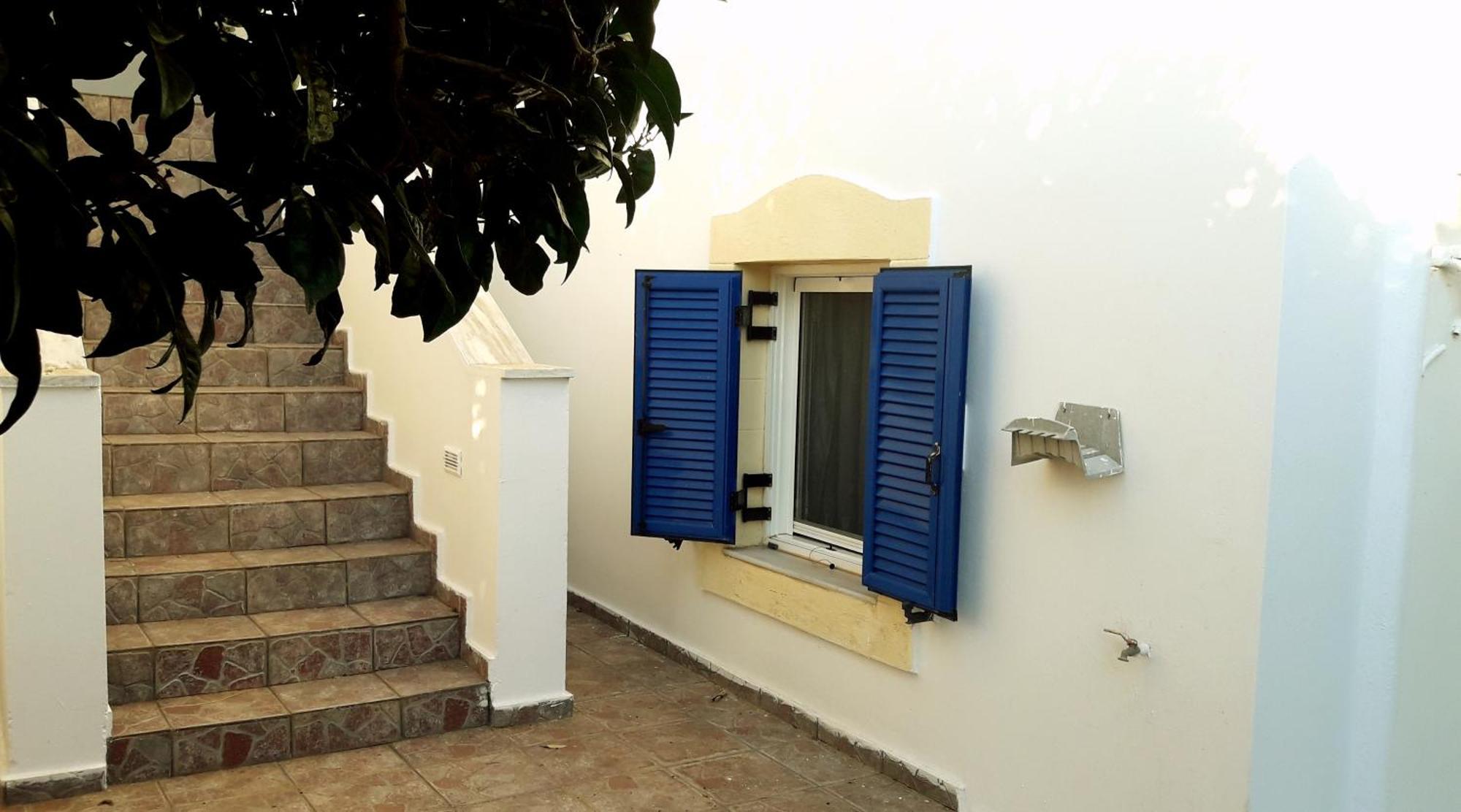 Theofilos Appartements Livadi  Pokoj fotografie