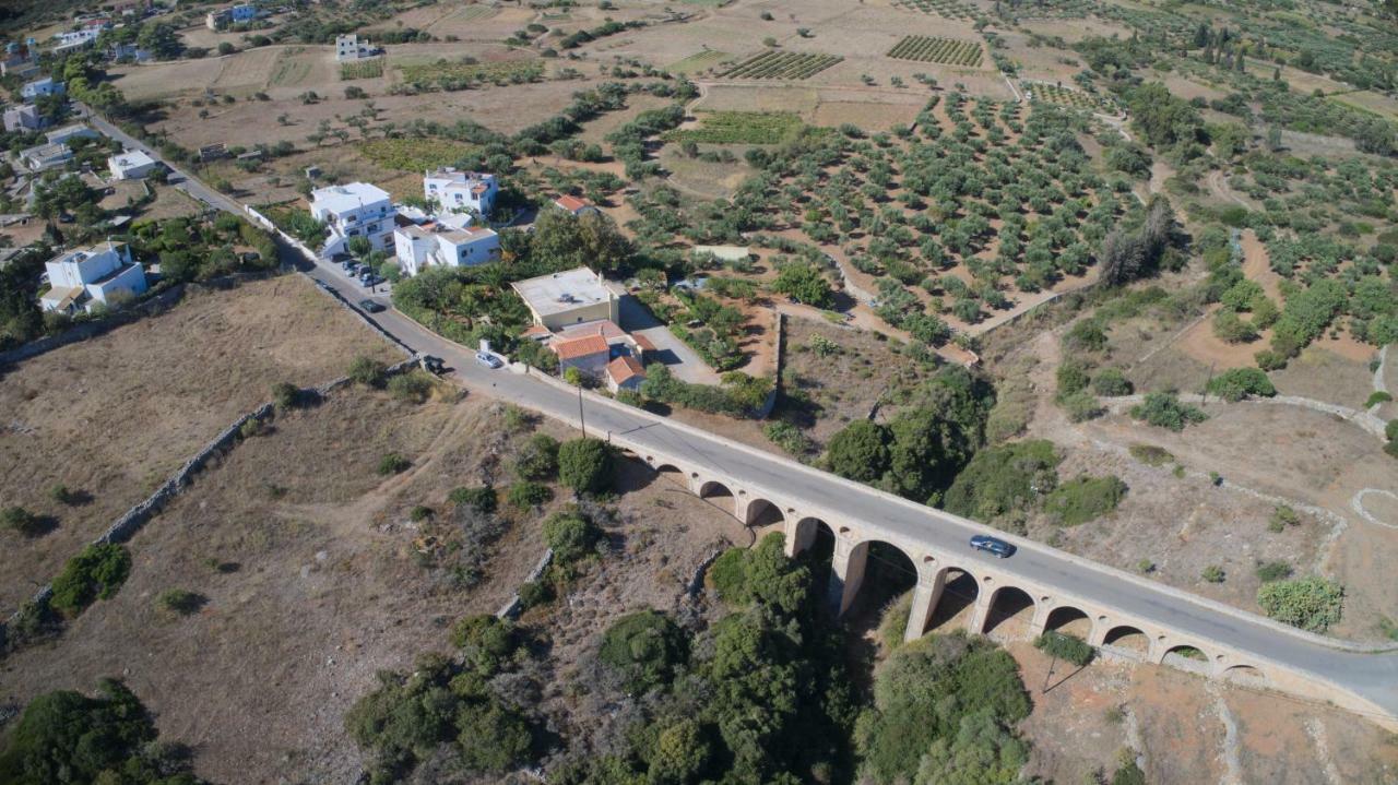 Theofilos Appartements Livadi  Exteriér fotografie
